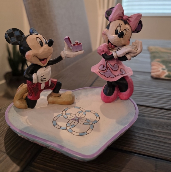 Disney Mickey and Minnie Romantic Figurine with Red and Pink Accents JIM SHORE